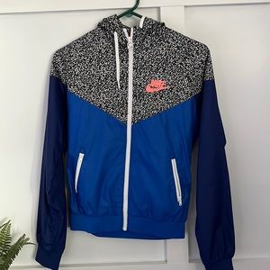 Nike windbreaker